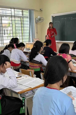 'Giáo dục từ gốc' về nhận thức pháp luật cho học sinh miền núi