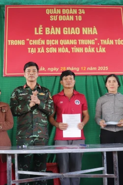 Đắk Lắk: Bàn giao 5 căn nhà đầu tiên trong Chiến dịch 'Thần tốc Quang Trung'