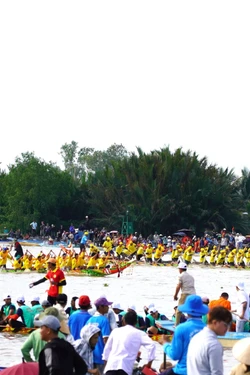 Rộn ràng Ngày hội Văn hóa, Thể thao và Du lịch đồng bào Khmer tỉnh An Giang