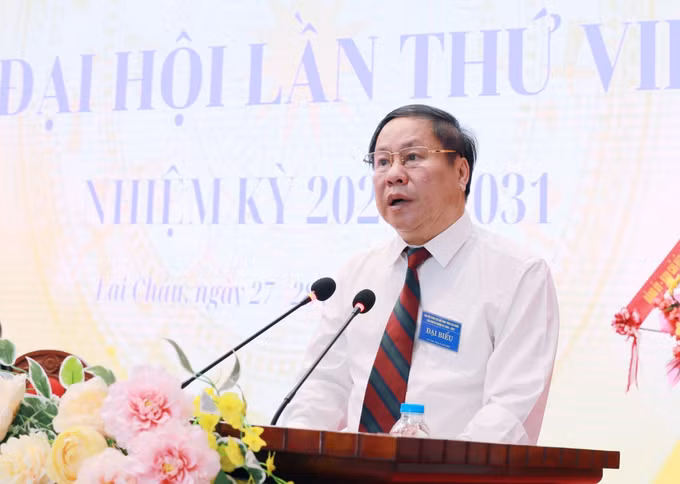 van-hoc-290652.jpg