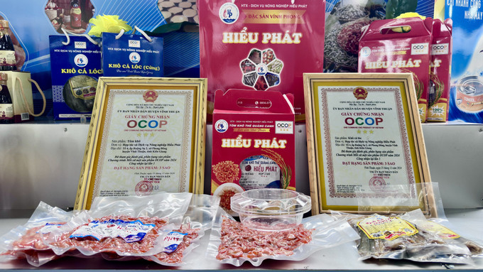 Sản phẩm OCOP An Giang tham gia các hội chợ thương mại.