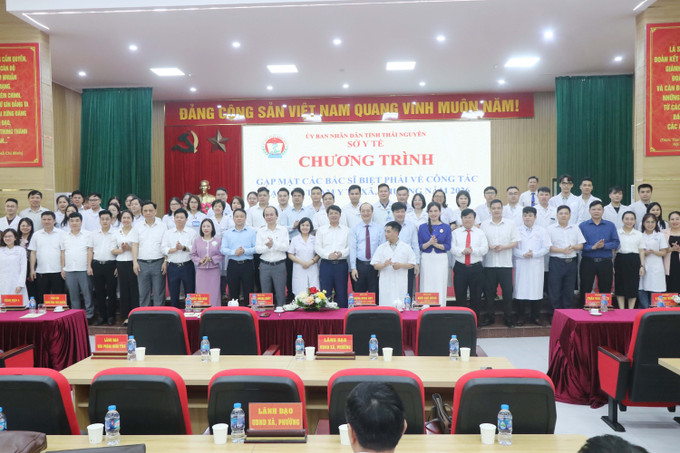 46 bác sĩ được biệt phái đi làm việc tại các trạm y tế trên toàn tỉnh trong 3 tháng.