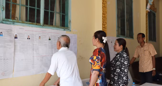 khmer-110326-1.jpg