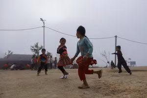 Những bước chân nhỏ đến lớp giữa mây núi Tà Xùa (Sơn La) 