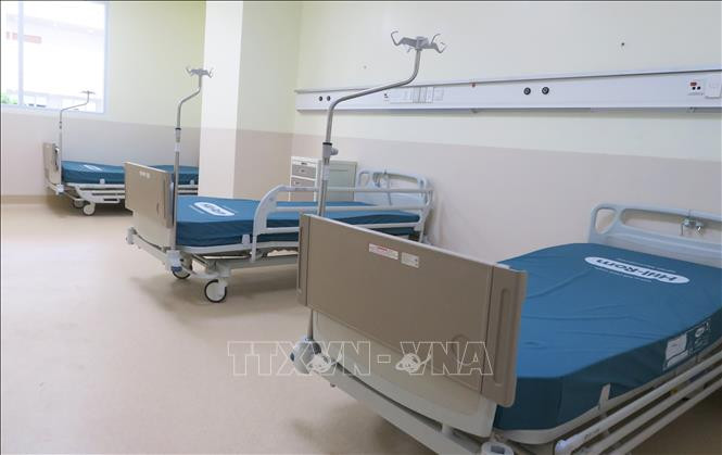 Khu vực phòng bệnh nội trú tại Bệnh viện Ung bướu cơ sở 2. Ảnh: Đinh Hằng – TTXVN Thành phố Hồ Chí Minh: Bệnh viện Ung bướu cơ sở 2 đi vào hoạt động từ ngày 2/10 ảnh 5