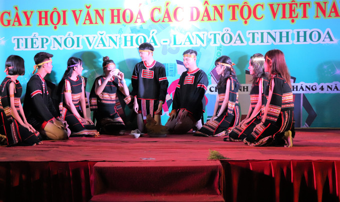 Sinh viên Trường Đại học Văn hoá Thành Phố Hồ Chí Minh "Tiếp nối văn hóa - Lan tỏa tinh hoa" ảnh 13