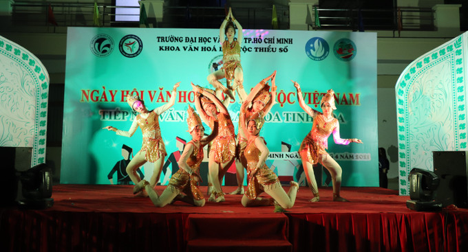 Sinh viên Trường Đại học Văn hoá Thành Phố Hồ Chí Minh "Tiếp nối văn hóa - Lan tỏa tinh hoa" ảnh 5