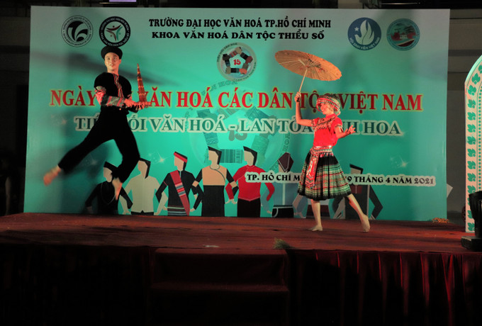 Sinh viên Trường Đại học Văn hoá Thành Phố Hồ Chí Minh "Tiếp nối văn hóa - Lan tỏa tinh hoa" ảnh 9