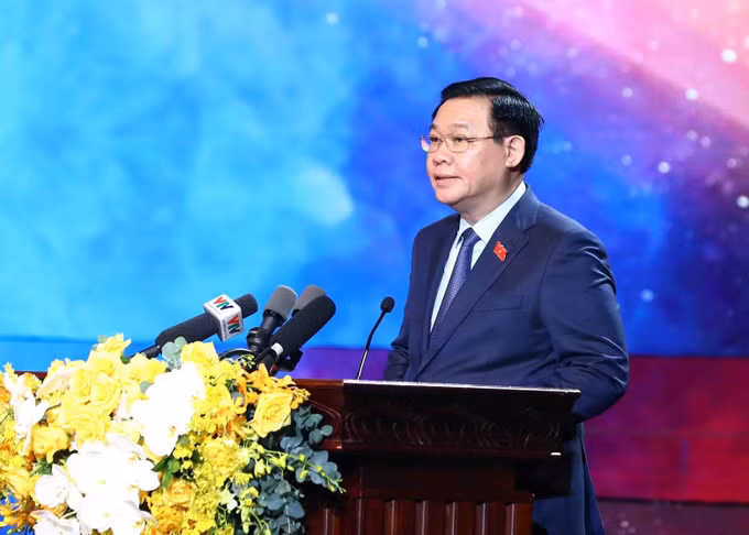 Chủ tịch Quốc hội Vương Đình Huệ dự Chương trình Phát động toàn dân phòng cháy, chữa cháy và cứu nạn, cứu hộ ảnh 6