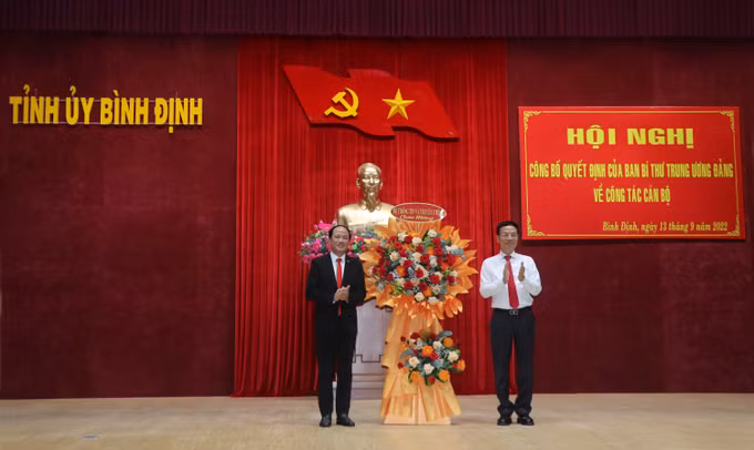 Thứ trưởng Bộ Thông tin và Truyền thông Phạm Anh Tuấn giữ chức Phó Bí thư Tỉnh ủy Bình Định ảnh 2