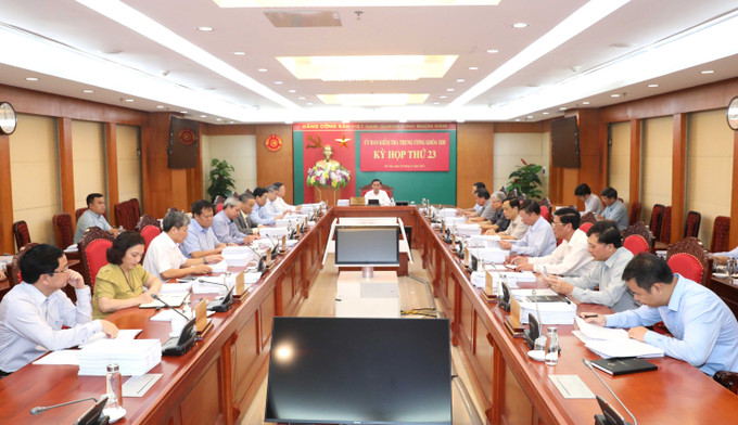 Quang cảnh kỳ họp. Ảnh: Phương Hoa - TTXVN Kỳ họp thứ 23 Ủy ban Kiểm tra Trung ương: Đề nghị thi hành kỷ luật một số cán bộ lãnh đạo, tổ chức đảng ảnh 2