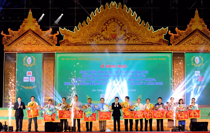 Rộn ràng Ngày hội Văn hóa, Thể thao và Du lịch đồng bào Khmer Nam Bộ ảnh 3