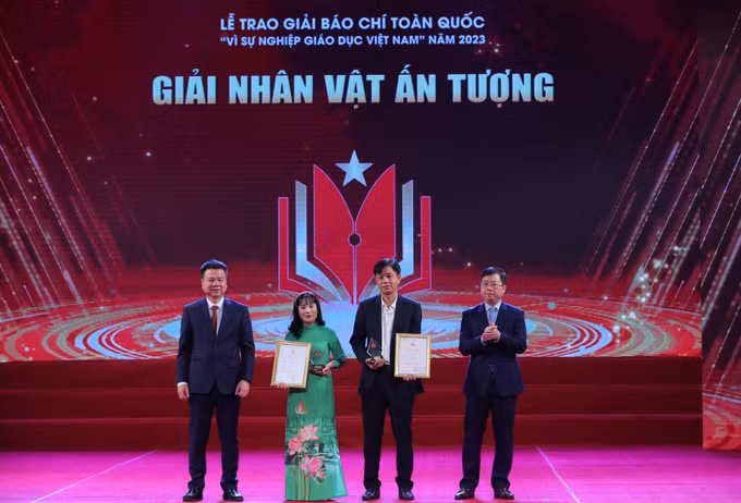 Lễ trao giải báo chí toàn quốc “Vì sự nghiệp Giáo dục Việt Nam" năm 2023 ảnh 6
