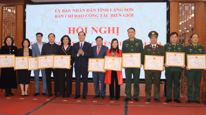 Lạng Sơn phối hợp quản lý, bảo vệ tốt khu vực biên giới ảnh 2