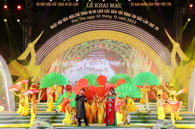 Chương trình nghệ thuật tại lễ khai mạc Ngày hội Văn hoá, Thể thao và Du lịch các dân tộc vùng Tây Bắc lần thứ XV ảnh 2