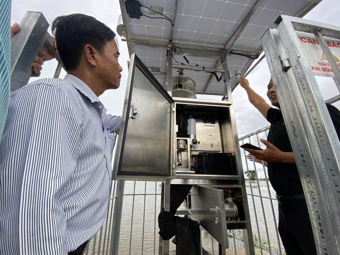 Trạm hệ thống giám sát sâu rầy thông minh tại huyện Mộc Hóa, tỉnh Long An. Ảnh: Thanh Bình - TTXVN Triển khai hệ thống giám sát sâu rầy thông minh ở Long An ảnh 2
