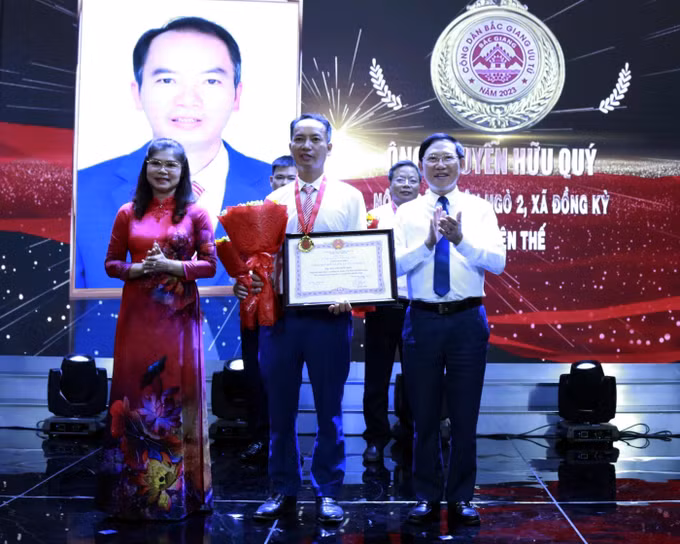 Nguyễn Hữu Quý - Tỷ phú nông dân nuôi gà lai chọi thả vườn ảnh 1