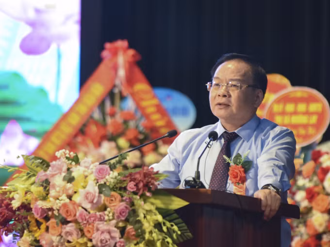 Bà Vàng Thị Bình tái đắc cử chức Chủ tịch Hội Nông dân tỉnh Điện Biên ảnh 5