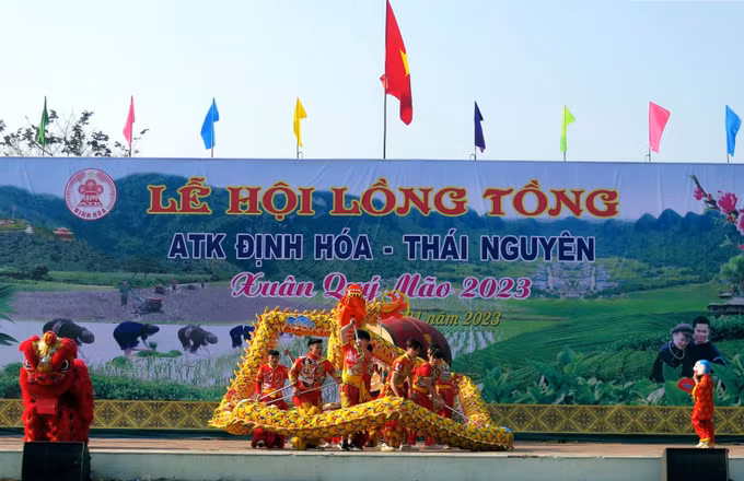 Rộn ràng Lễ hội Lồng Tồng ở chiến khu Việt Bắc ảnh 4