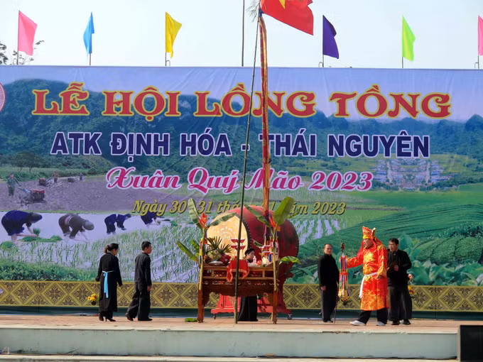 Rộn ràng Lễ hội Lồng Tồng ở chiến khu Việt Bắc ảnh 3