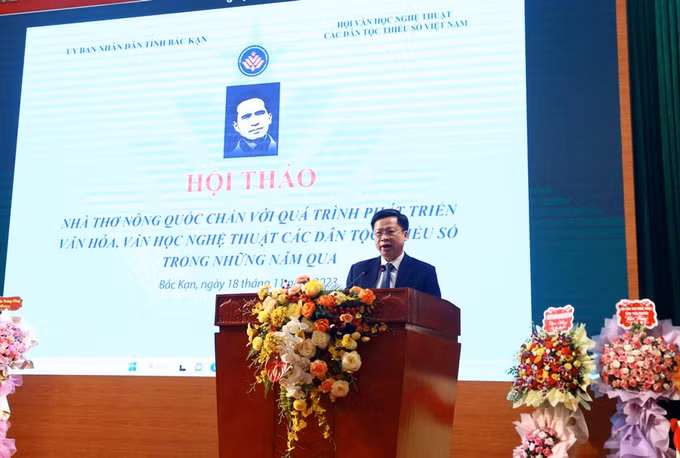 Hội thảo “Nhà thơ Nông Quốc Chấn với quá trình phát triển văn hóa, văn học nghệ thuật các dân tộc thiểu số” ảnh 2