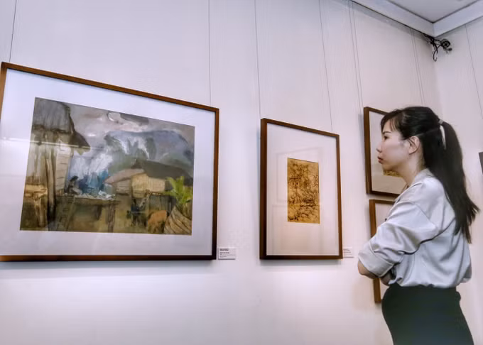 Khai mạc triển lãm "Đất nước tôi" mừng ngày Quốc khánh ảnh 2