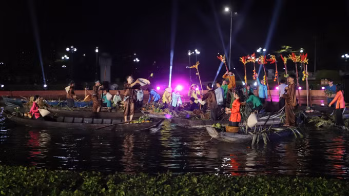 Tuần lễ Du lịch, văn hóa và ẩm thực Hậu Giang: Tái hiện hoạt cảnh “Tình anh bán chiếu” ảnh 2