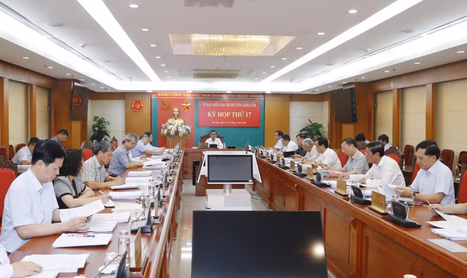 Kỳ họp thứ 17 Ủy ban Kiểm tra Trung ương: Xem xét kỷ luật và đề nghị kỷ luật một số đảng viên và tổ chức đảng ảnh 2