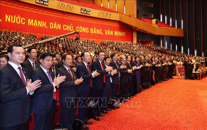 Các đại biểu tham dự phiên họp trù bị Đại hội XIII của Đảng. Ảnh: TTXVN Một số hình ảnh trong ngày đầu Đại hội đại biểu toàn quốc lần thứ XIII của Đảng ảnh 18