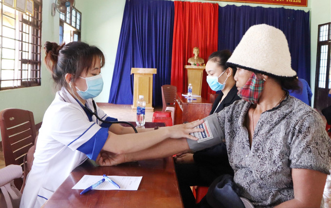 Tỉnh đoàn Đắk Lắk triển khai các hoạt động thiện nguyện ở cơ sở để tập hợp thanh niên, phát huy sức trẻ của thanh niên. Ảnh: TTXVN phát Đắk Lắk đoàn kết, tập hợp thanh niên các dân tộc, thực hiện khát vọng xây dựng đất nước ảnh 6