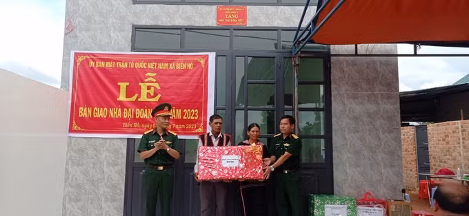 Quân - dân gắn kết, cùng chăm lo đời sống cho đồng bào dân tộc thiểu số Tây Nguyên ảnh 7