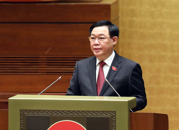 Chủ tịch Quốc hội Vương Đình Huệ phát biểu khai mạc kỳ họp. Ảnh: Phạm Kiên - TTXVN Chủ tịch Quốc hội Vương Đình Huệ phát biểu khai mạc kỳ họp. Ảnh: Phạm Kiên - TTXVN