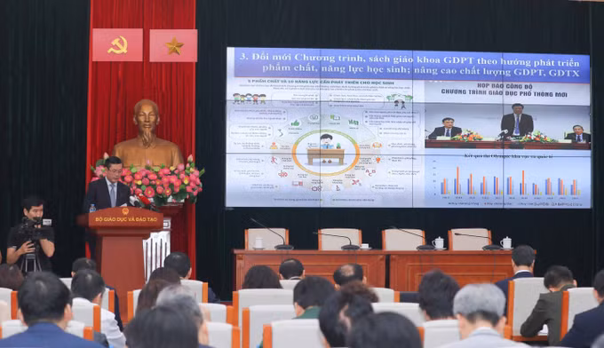 Giáo dục và đào tạo đã có nhiều đổi mới, chuyển biến tích cực trong 10 năm qua ảnh 3