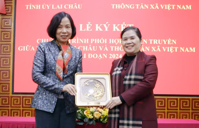 Thông tấn xã Việt Nam ký kết phối hợp tuyên truyền với Tỉnh ủy Lai Châu ảnh 5