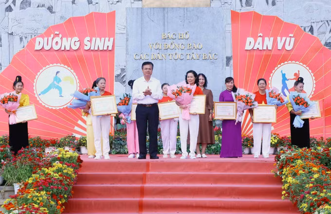Ngày Quốc tế Người cao tuổi 1/10: Quan tâm nâng cao đời sống tinh thần, thể chất cho người cao tuổi ảnh 3