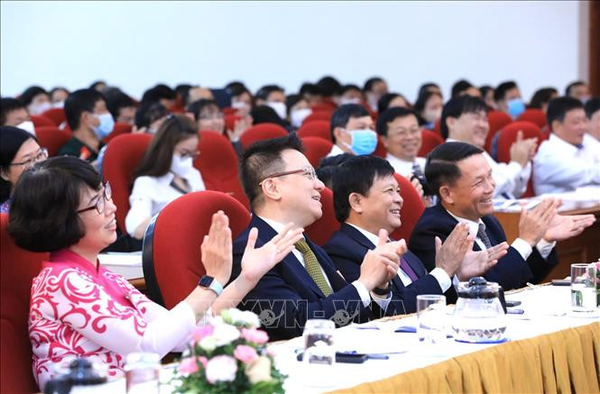 Lãnh đạo Thông tấn xã Việt Nam và các đại biểu dự Đại hội. Ảnh: Thành Đạt - TTXVN Đại hội Thi đua yêu nước toàn ngành TTXVN lần thứ V ảnh 1