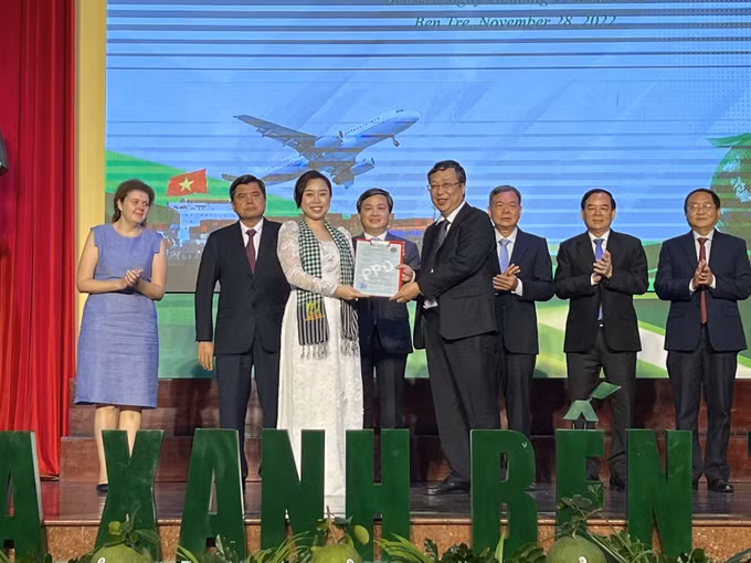Công bố xuất khẩu lô bưởi đầu tiên của Việt Nam sang Hoa Kỳ ảnh 1
