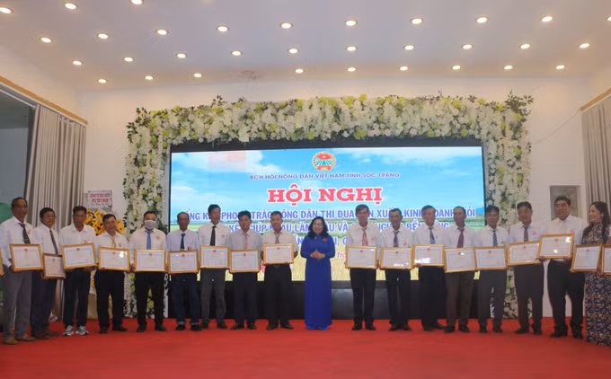 Hỗ trợ nông dân áp dụng công nghệ 4.0 và tự động hóa trong sản xuất nông nghiệp ở Sóc Trăng ảnh 1