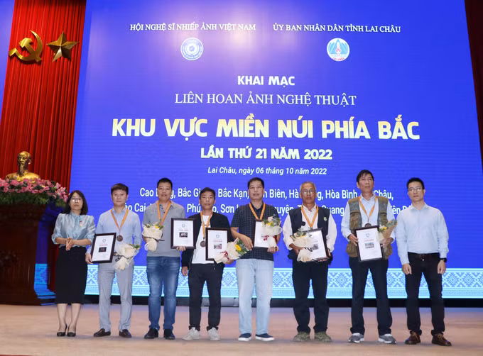 Khai mạc Liên hoan Ảnh nghệ thuật khu vực miền núi phía Bắc ảnh 5