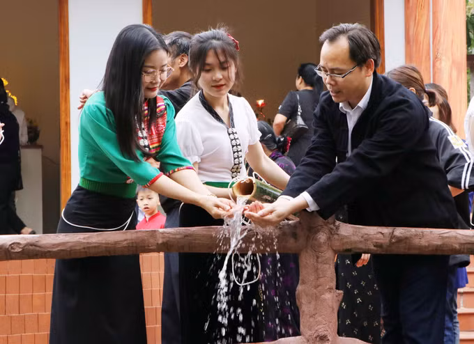 Lễ hội Nàng Han của người Thái trắng ở Lai Châu ảnh 6