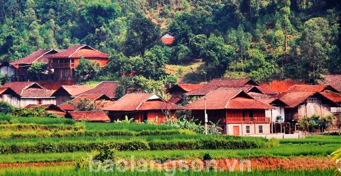Hữu Lũng phát huy tiềm năng du lịch cộng đồng ảnh 1