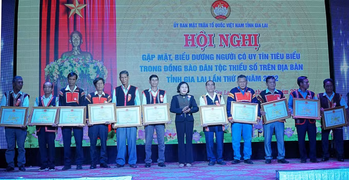Phát huy vai trò của người có uy tín trong vùng đồng bào dân tộc thiểu số ở Gia Lai ảnh 1