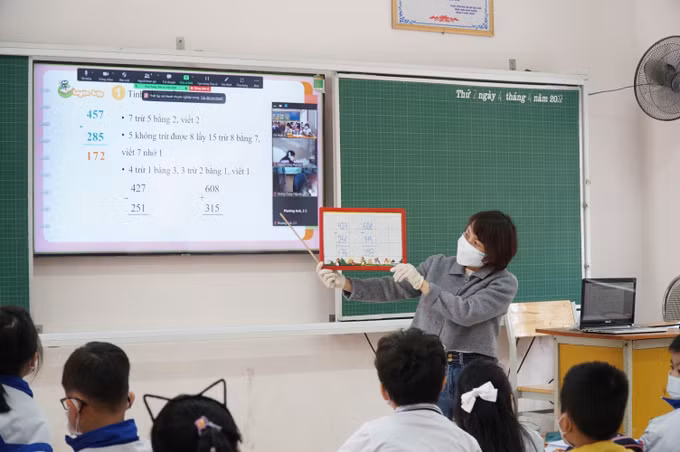 Bổ sung biên chế năm học 2022-2023: Ngành Giáo dục Nghệ An từng bước tháo gỡ khó khăn trước thềm năm mới ảnh 1