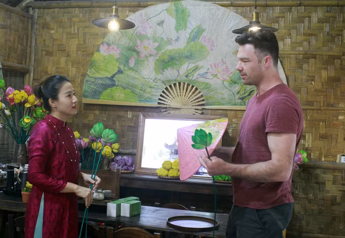 Ninh Bình: Độc đáo sản phẩm du lịch từ sen ảnh 3