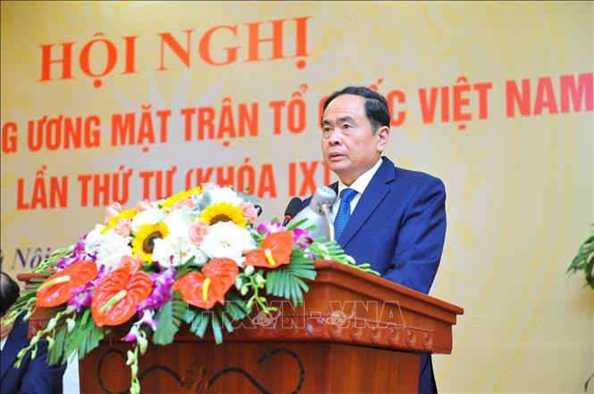 Đồng chí Trần Thanh Mẫn, Ủy viên Bộ Chính trị, Phó Chủ tịch Thường trực Quốc hội, Chủ tịch Ủy ban Trung ương MTTQ Việt Nam phát biểu tại hội nghị. Ảnh: Minh Đức - TTXVN Ông Đỗ Văn Chiến giữ chức Chủ tịch Ủy ban Trung ương Mặt trận Tổ quốc Việt Nam ảnh 1