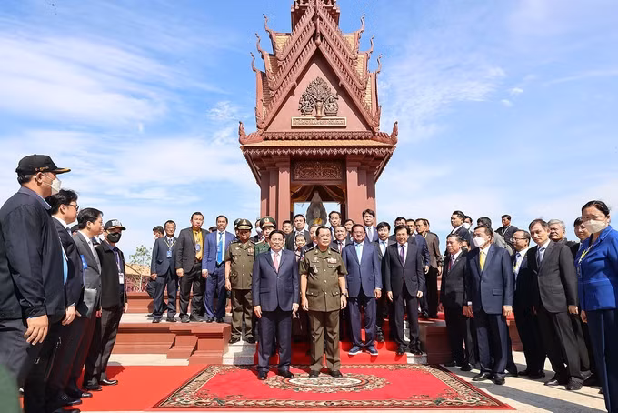 Thủ tướng Phạm Minh Chính và Thủ tướng Hun Sen: Làm sâu sắc hơn nữa mối quan hệ đoàn kết hữu nghị truyền thống quý báu giữa hai dân tộc ảnh 6