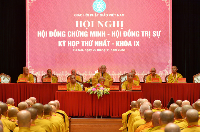 Phiên họp thứ nhất của Ban Thường trực Hội đồng Chứng minh và Ban thường trực Hội đồng Trị sự Giáo hội Phật giáo Việt Nam khóa IX. Ảnh: Minh Đức – TTXVN Bế mạc Đại hội Phật giáo lần thứ IX: Chung sức xây dựng Giáo hội vững mạnh trong lòng dân tộc ảnh 4