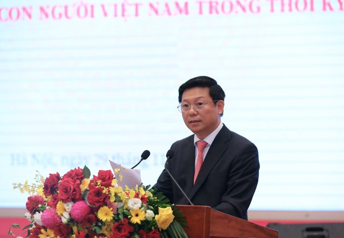 Phó Trưởng Ban Tuyên giáo Trung ương Trần Thanh Lâm phát biểu. Ảnh: Hoàng Hiếu - TTXVN Định hình hệ giá trị con người Việt Nam đương đại đáp ứng yêu cầu thời kỳ mới ảnh 2