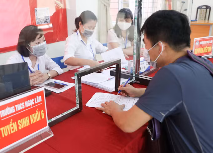 Tuyển sinh đầu cấp tại Hà Nội: Không yêu cầu cung cấp giấy xác nhận thông tin về cư trú ảnh 1