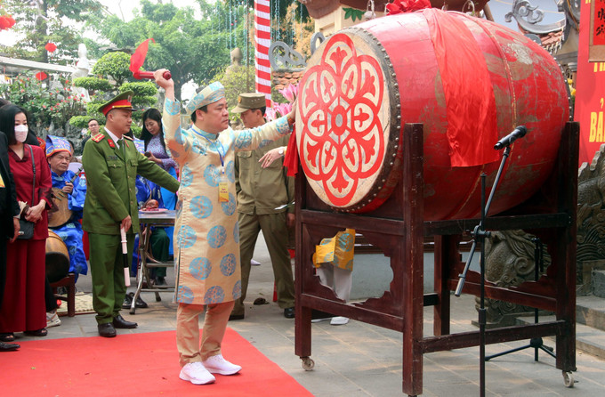 Lễ hội Đền Hạ, Đền Thượng, Đền Ỷ La thu hút hàng vạn khách thập phương ảnh 3